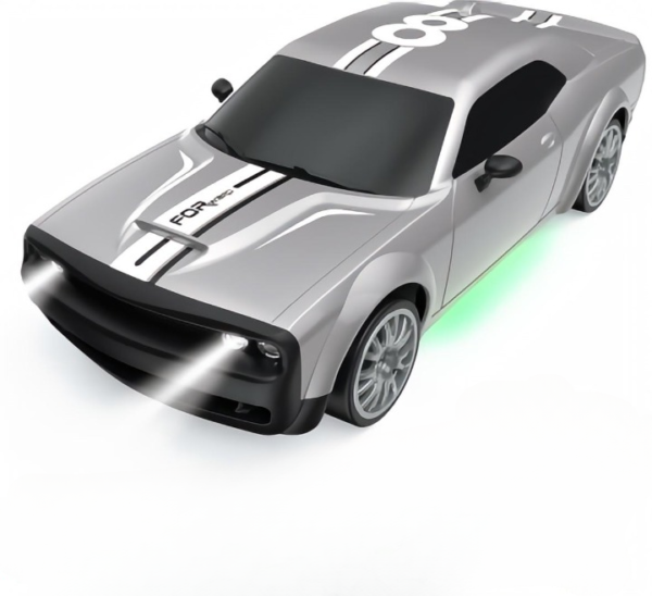 1:20 High-Speed 4WD RC Drift Car – Silver Muscle Racing Car with LED Lights, Spare Tires & Cones for Kids